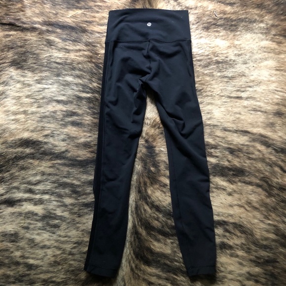 Lululemon High Times Wing Mesh Black Size 2 - Picture 4 of 4